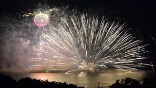 夏の鎌倉・江の島のイベントや祭と季節を彩る花めぐり