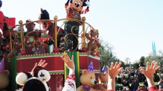 TDL新パレード＆TDSハーバーショー攻略！ プロ厳選「ディズニー・クリスマス2025」の回り方